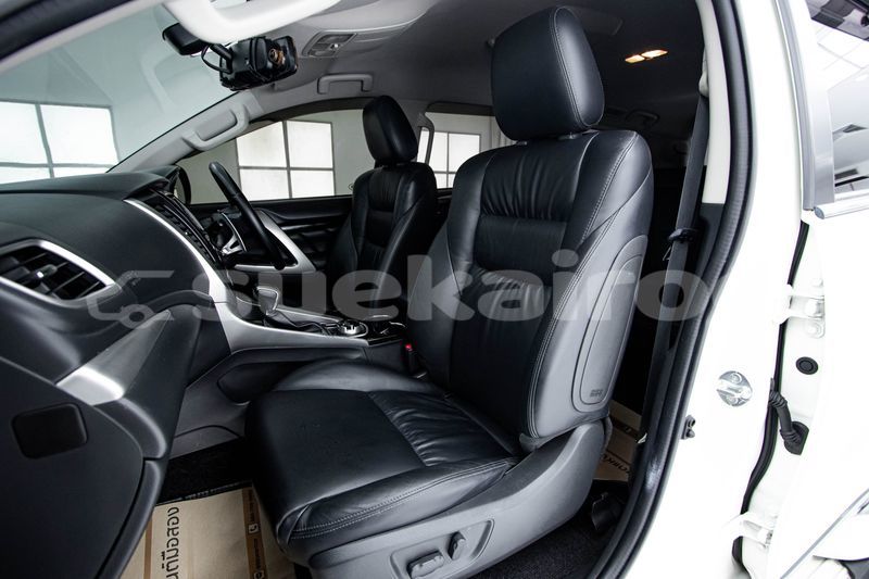 Big with watermark mitsubishi pajero bangkok bangkok 70781