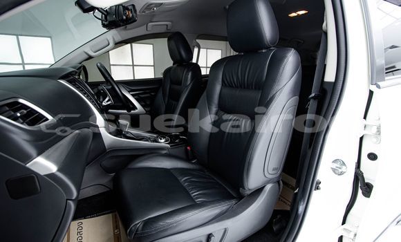 ซื้อ รถมือสอง Mitsubishi Pajero ขาว รถยนต์ ใน %{เมือง} ใน กรุงเทพมหานคร ซื้อ รถมือสอง Mitsubishi Pajero ขาว รถยนต์ ใน %{เมือง} ใน กรุงเทพมหานคร