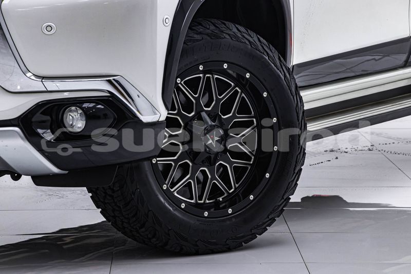 Big with watermark mitsubishi pajero bangkok bangkok 70781