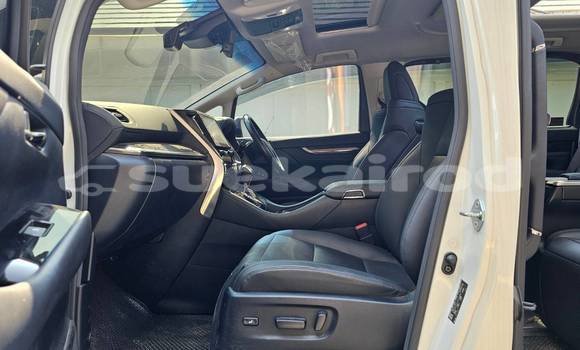 Buy Used Toyota Alphard White Car in Bangkok in Bangkok Buy Used Toyota Alphard White Car in Bangkok in Bangkok