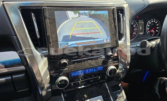 Buy Used Toyota Alphard White Car in Bangkok in Bangkok Buy Used Toyota Alphard White Car in Bangkok in Bangkok