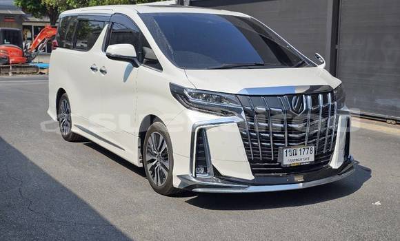 Buy Used Toyota Alphard White Car in Bangkok in Bangkok Buy Used Toyota Alphard White Car in Bangkok in Bangkok