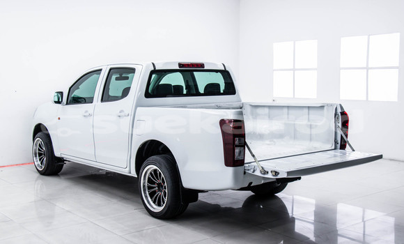 ซื้อ รถมือสอง Isuzu D-Max ขาว รถยนต์ ใน %{เมือง} ใน กรุงเทพมหานคร ซื้อ รถมือสอง Isuzu D-Max ขาว รถยนต์ ใน %{เมือง} ใน กรุงเทพมหานคร