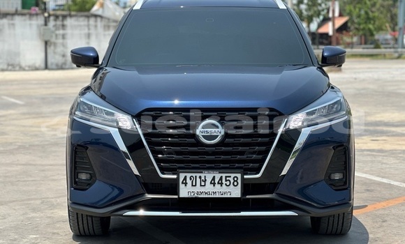 Buy Used Nissan Juke Blue Car in Bangkok in Bangkok