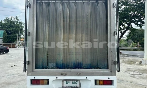 Buy Used Toyota Hiluxe VIGO White Car in Bangkok in Bangkok Buy Used Toyota Hiluxe VIGO White Car in Bangkok in Bangkok