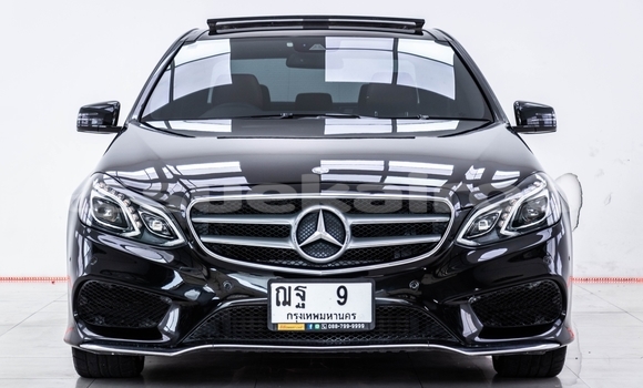 ซื้อ รถมือสอง Mercedes‒Benz E–Class สีดำ รถยนต์ ใน %{เมือง} ใน กรุงเทพมหานคร ซื้อ รถมือสอง Mercedes‒Benz E–Class สีดำ รถยนต์ ใน %{เมือง} ใน กรุงเทพมหานคร