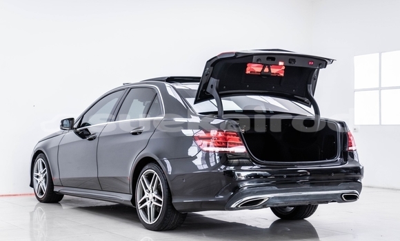 ซื้อ รถมือสอง Mercedes‒Benz E–Class สีดำ รถยนต์ ใน %{เมือง} ใน กรุงเทพมหานคร ซื้อ รถมือสอง Mercedes‒Benz E–Class สีดำ รถยนต์ ใน %{เมือง} ใน กรุงเทพมหานคร