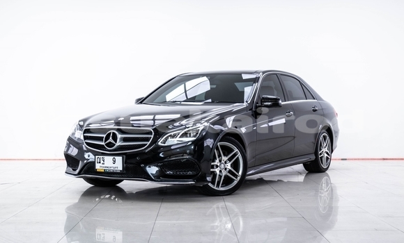 ซื้อ รถมือสอง Mercedes‒Benz E–Class สีดำ รถยนต์ ใน %{เมือง} ใน กรุงเทพมหานคร ซื้อ รถมือสอง Mercedes‒Benz E–Class สีดำ รถยนต์ ใน %{เมือง} ใน กรุงเทพมหานคร
