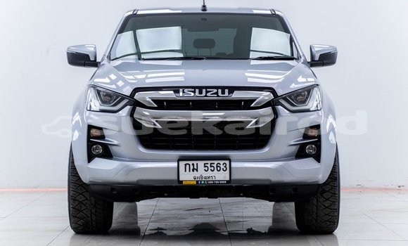 ซื้อ รถมือสอง Isuzu D-Max อื่น ๆ รถยนต์ ใน %{เมือง} ใน กรุงเทพมหานคร