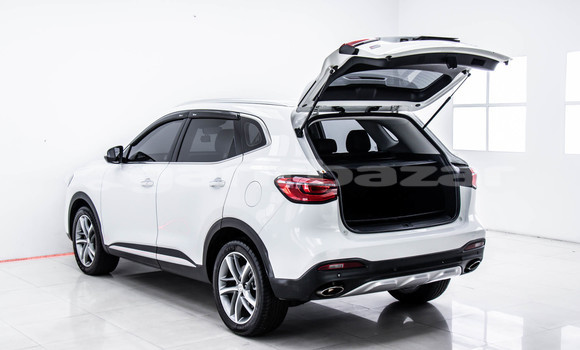 Buy Used MG ZS White Car in Bangkok in Bangkok Buy Used MG ZS White Car in Bangkok in Bangkok