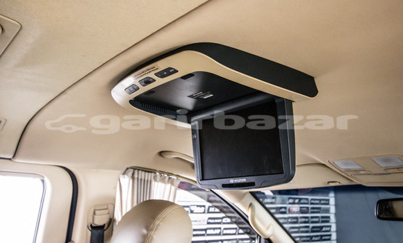 Buy Used Hyundai H1 Brown Car in Bangkok in Bangkok Buy Used Hyundai H1 Brown Car in Bangkok in Bangkok