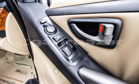 Buy Used Hyundai H1 Brown Car in Bangkok in Bangkok Buy Used Hyundai H1 Brown Car in Bangkok in Bangkok