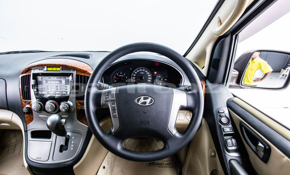 Buy Used Hyundai H1 Brown Car in Bangkok in Bangkok Buy Used Hyundai H1 Brown Car in Bangkok in Bangkok