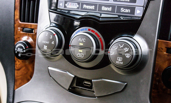 Buy Used Hyundai H1 Brown Car in Bangkok in Bangkok Buy Used Hyundai H1 Brown Car in Bangkok in Bangkok