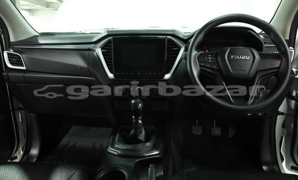 ซื้อ รถมือสอง Isuzu D-Max ขาว รถยนต์ ใน %{เมือง} ใน กรุงเทพมหานคร ซื้อ รถมือสอง Isuzu D-Max ขาว รถยนต์ ใน %{เมือง} ใน กรุงเทพมหานคร