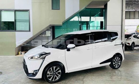 ซื้อ รถมือสอง Toyota Sienta ขาว รถยนต์ ใน %{เมือง} ใน กรุงเทพมหานคร ซื้อ รถมือสอง Toyota Sienta ขาว รถยนต์ ใน %{เมือง} ใน กรุงเทพมหานคร