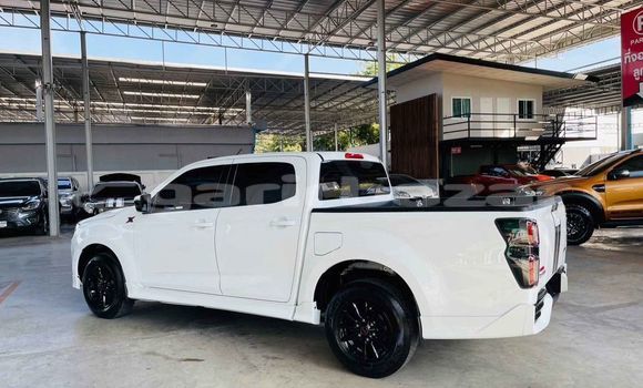 ซื้อ รถมือสอง Isuzu D-Max ขาว รถยนต์ ใน %{เมือง} ใน กรุงเทพมหานคร