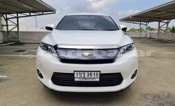 ซื้อ รถมือสอง Toyota Harrier ขาว รถยนต์ ใน %{เมือง} ใน กรุงเทพมหานคร ซื้อ รถมือสอง Toyota Harrier ขาว รถยนต์ ใน %{เมือง} ใน กรุงเทพมหานคร