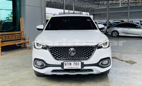 Buy Used MG GS White Car in Bangkok in Bangkok
