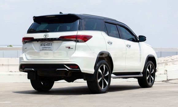 ซื้อ รถมือสอง Toyota Fortuner ขาว รถยนต์ ใน %{เมือง} ใน กรุงเทพมหานคร ซื้อ รถมือสอง Toyota Fortuner ขาว รถยนต์ ใน %{เมือง} ใน กรุงเทพมหานคร