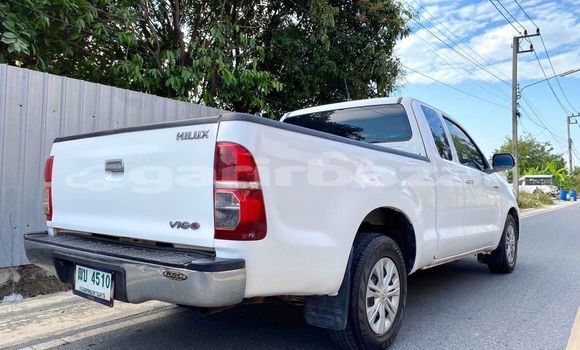 Buy Used Toyota Vigo White Car in Bangkok in Bangkok Buy Used Toyota Vigo White Car in Bangkok in Bangkok