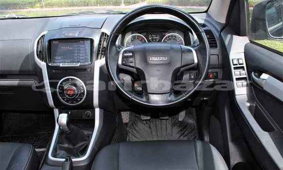 ซื้อ รถมือสอง Isuzu D-Max ขาว รถยนต์ ใน %{เมือง} ใน กรุงเทพมหานคร ซื้อ รถมือสอง Isuzu D-Max ขาว รถยนต์ ใน %{เมือง} ใน กรุงเทพมหานคร