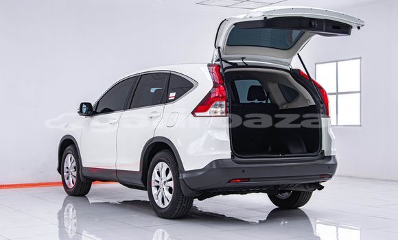 Buy Used Honda CR-V White Car in Bangkok in Bangkok Buy Used Honda CR-V White Car in Bangkok in Bangkok