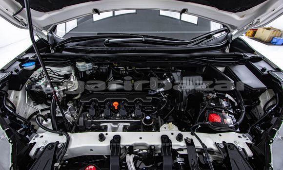 Buy Used Honda CR-V White Car in Bangkok in Bangkok Buy Used Honda CR-V White Car in Bangkok in Bangkok