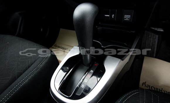 Buy Used Honda Jazz White Car in Bangkok in Bangkok Buy Used Honda Jazz White Car in Bangkok in Bangkok