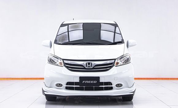 Buy Used Honda Freed White Car in Bangkok in Bangkok Buy Used Honda Freed White Car in Bangkok in Bangkok