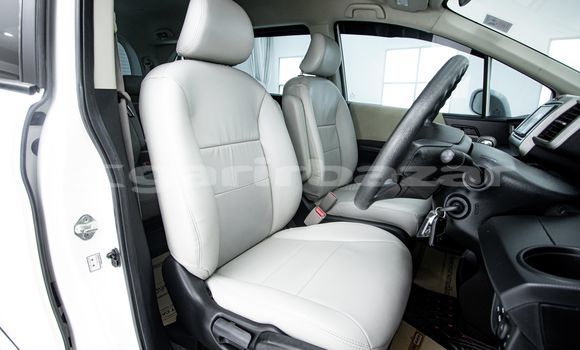 Buy Used Honda Freed White Car in Bangkok in Bangkok Buy Used Honda Freed White Car in Bangkok in Bangkok