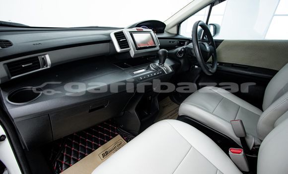 Buy Used Honda Freed White Car in Bangkok in Bangkok Buy Used Honda Freed White Car in Bangkok in Bangkok