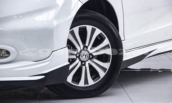 Buy Used Honda Freed White Car in Bangkok in Bangkok Buy Used Honda Freed White Car in Bangkok in Bangkok