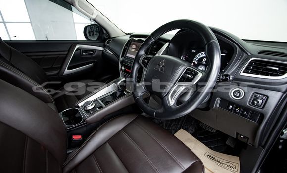 ซื้อ รถมือสอง Mitsubishi Pajero สีดำ รถยนต์ ใน %{เมือง} ใน กรุงเทพมหานคร ซื้อ รถมือสอง Mitsubishi Pajero สีดำ รถยนต์ ใน %{เมือง} ใน กรุงเทพมหานคร