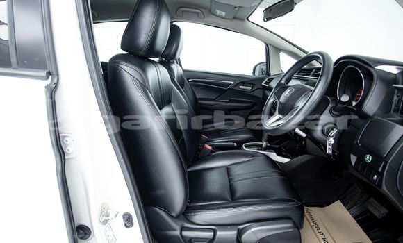 ซื้อ รถมือสอง Honda Jazz ขาว รถยนต์ ใน %{เมือง} ใน กรุงเทพมหานคร ซื้อ รถมือสอง Honda Jazz ขาว รถยนต์ ใน %{เมือง} ใน กรุงเทพมหานคร