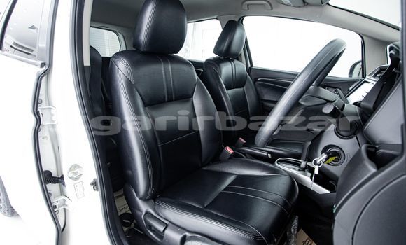 ซื้อ รถมือสอง Honda Jazz ขาว รถยนต์ ใน %{เมือง} ใน กรุงเทพมหานคร ซื้อ รถมือสอง Honda Jazz ขาว รถยนต์ ใน %{เมือง} ใน กรุงเทพมหานคร