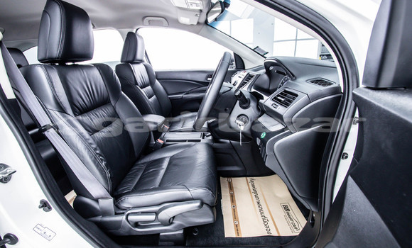 Buy Used Honda CR-V White Car in Bangkok in Bangkok Buy Used Honda CR-V White Car in Bangkok in Bangkok