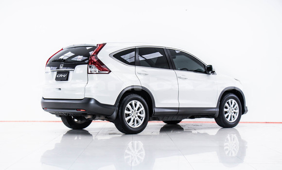 Buy Used Honda CR-V White Car in Bangkok in Bangkok Buy Used Honda CR-V White Car in Bangkok in Bangkok