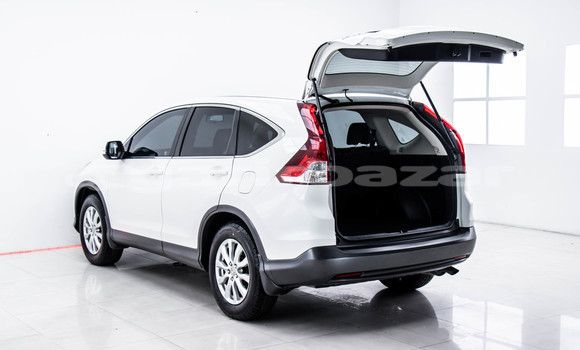 Buy Used Honda CR-V White Car in Bangkok in Bangkok Buy Used Honda CR-V White Car in Bangkok in Bangkok