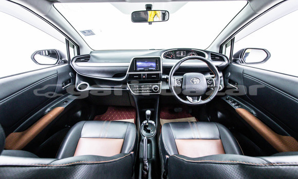 Buy Used Toyota Sienta White Car in Bangkok in Bangkok Buy Used Toyota Sienta White Car in Bangkok in Bangkok