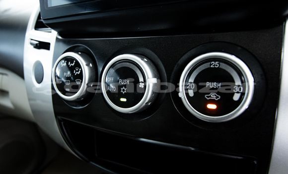 ซื้อ รถมือสอง Mitsubishi Pajero สีน้ำตาล รถยนต์ ใน %{เมือง} ใน กรุงเทพมหานคร ซื้อ รถมือสอง Mitsubishi Pajero สีน้ำตาล รถยนต์ ใน %{เมือง} ใน กรุงเทพมหานคร