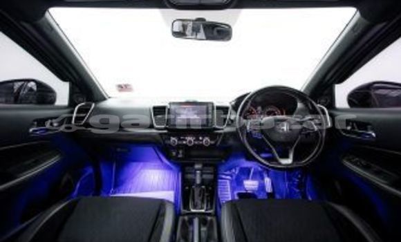 ซื้อ รถมือสอง Honda City สีแดง รถยนต์ ใน %{เมือง} ใน กรุงเทพมหานคร ซื้อ รถมือสอง Honda City สีแดง รถยนต์ ใน %{เมือง} ใน กรุงเทพมหานคร