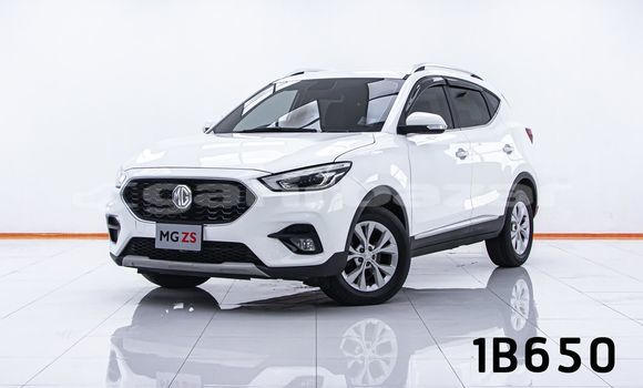Buy Used MG ZS White Car in Bangkok in Bangkok