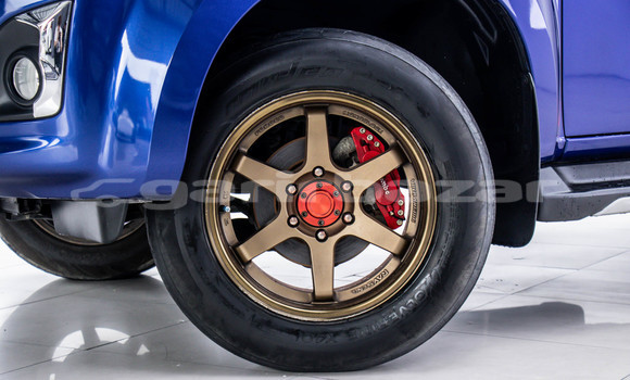 Buy Used Isuzu D-Max Blue Car in Bangkok in Bangkok Buy Used Isuzu D-Max Blue Car in Bangkok in Bangkok