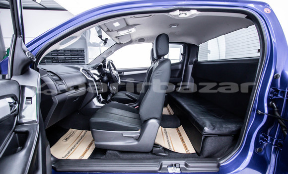 Buy Used Isuzu D-Max Blue Car in Bangkok in Bangkok Buy Used Isuzu D-Max Blue Car in Bangkok in Bangkok