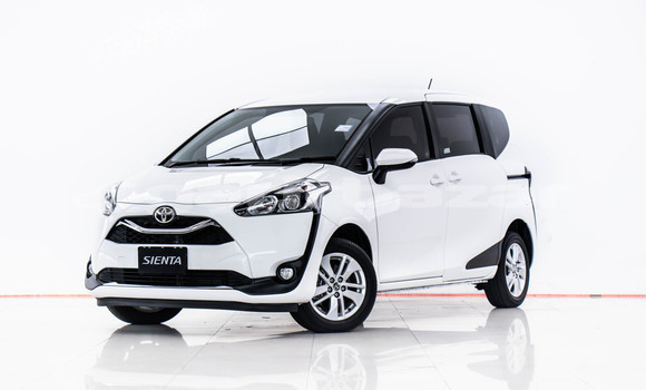 Buy Used Toyota Sienta White Car in Bangkok in Bangkok Buy Used Toyota Sienta White Car in Bangkok in Bangkok