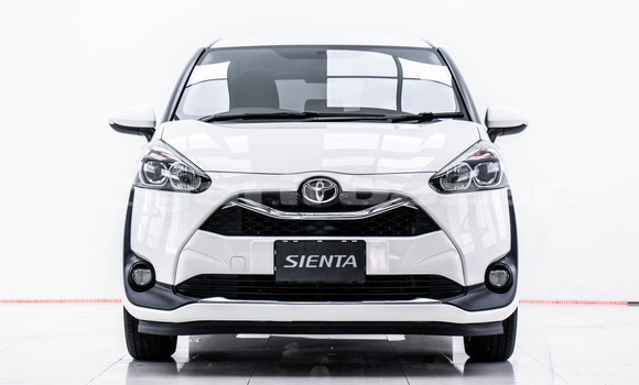 Buy Used Toyota Sienta White Car in Bangkok in Bangkok Buy Used Toyota Sienta White Car in Bangkok in Bangkok