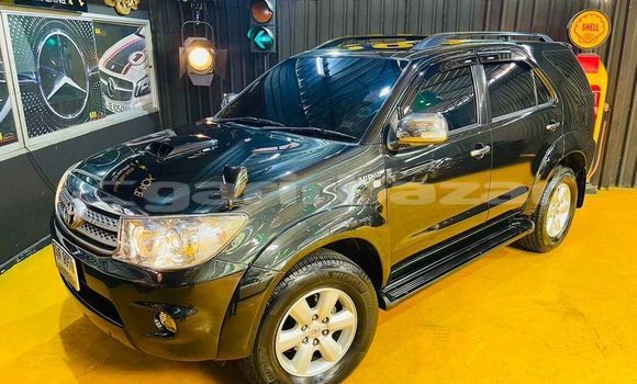 ซื้อ รถมือสอง Toyota Fortuner สีดำ รถยนต์ ใน %{เมือง} ใน กรุงเทพมหานคร