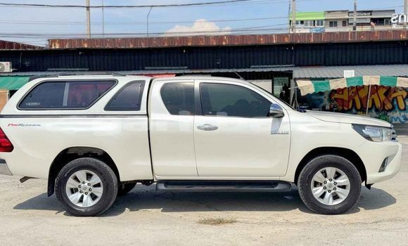 ซื้อ รถมือสอง Toyota Hiluxe Revo ขาว รถยนต์ ใน %{เมือง} ใน กรุงเทพมหานคร ซื้อ รถมือสอง Toyota Hiluxe Revo ขาว รถยนต์ ใน %{เมือง} ใน กรุงเทพมหานคร