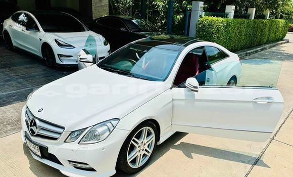ซื้อ รถมือสอง Mercedes-Benz E200 อื่น ๆ รถยนต์ ใน %{เมือง} ใน กรุงเทพมหานคร ซื้อ รถมือสอง Mercedes-Benz E200 อื่น ๆ รถยนต์ ใน %{เมือง} ใน กรุงเทพมหานคร